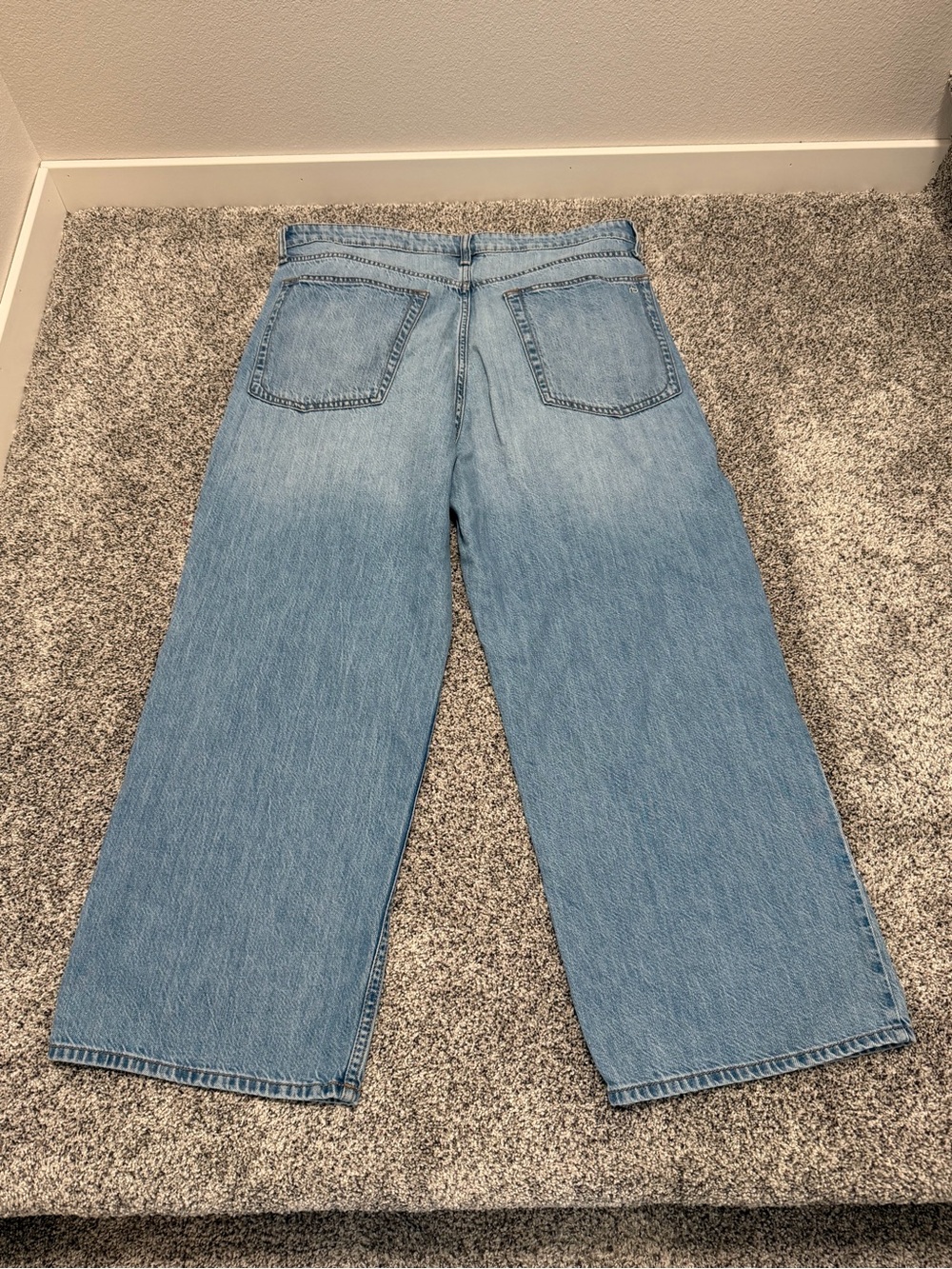 Rag & Bone Lori Mid Rise Crop Jeans - Picture 3 of 6